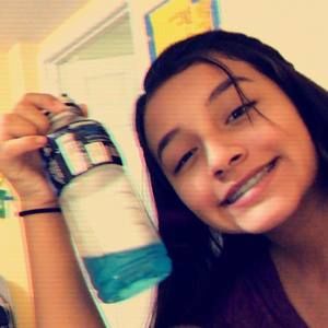 Meet your Posher, Roxana